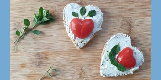 Heart-shaped sandwiches for your picnic on Valentine's Day