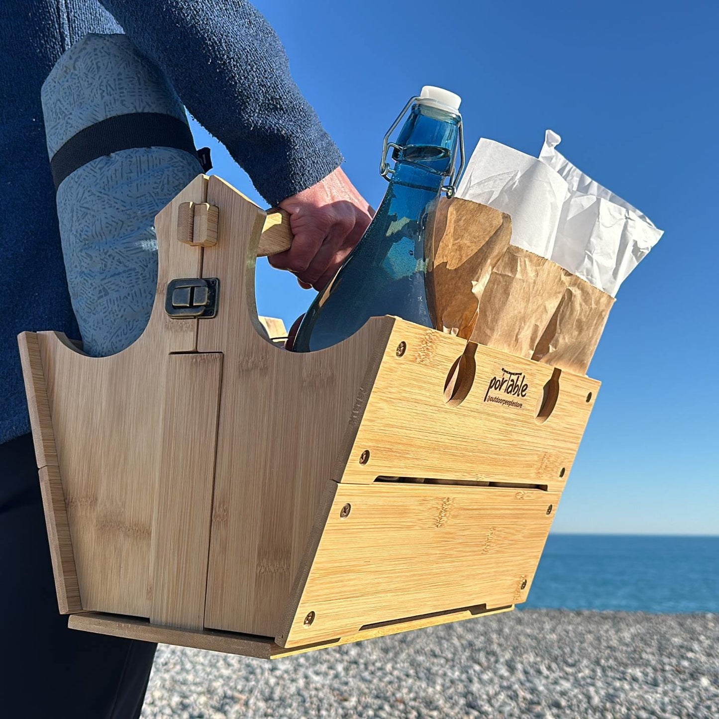 Picnic table & carrier 2-in-1